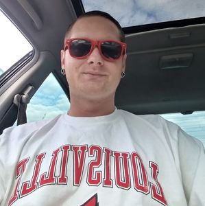 Meet your Posher, Travis